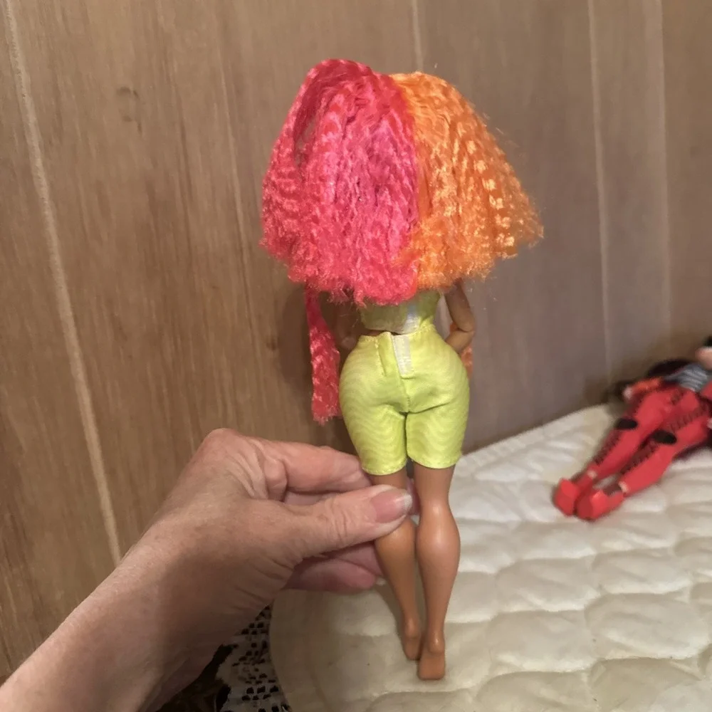 L.O.L. Surprise! Neonlicious Doll‎ And Series 4 Spicy Babe Doll Lot Of 2
